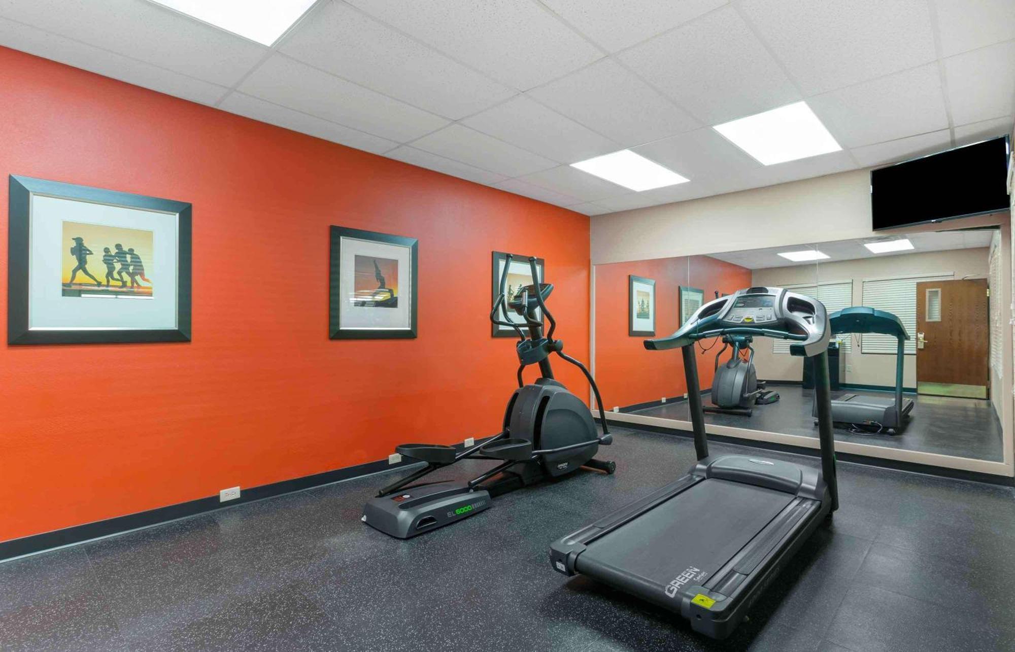 Extended Stay America Suites - Findlay - Tiffin Avenue Экстерьер фото